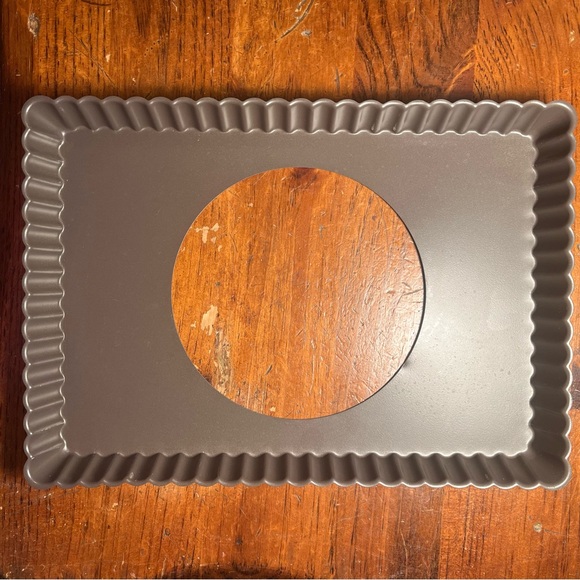 Metallic Rectangular Tart Pan - Picture 2 of 5